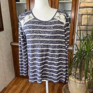 REWIND SIZE LARGE BLUE AND WHITE MARLED SWEATER STRIPED SPILT BACK LOOK CUTE